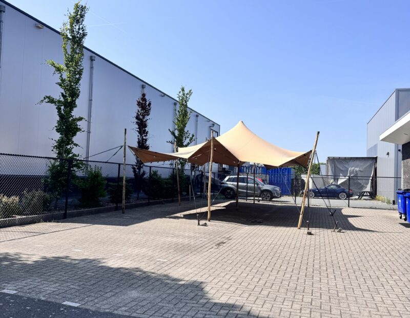 Stretchtent voor bedrijfsfeest